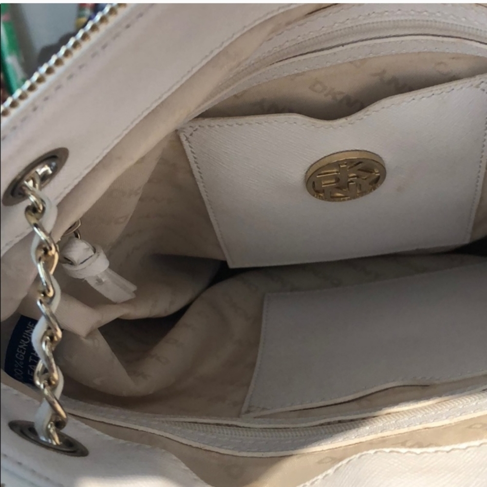 DKNY White Purse With Gold Chain Straps - Picture 8 of 8